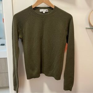 Green cashmere sweater